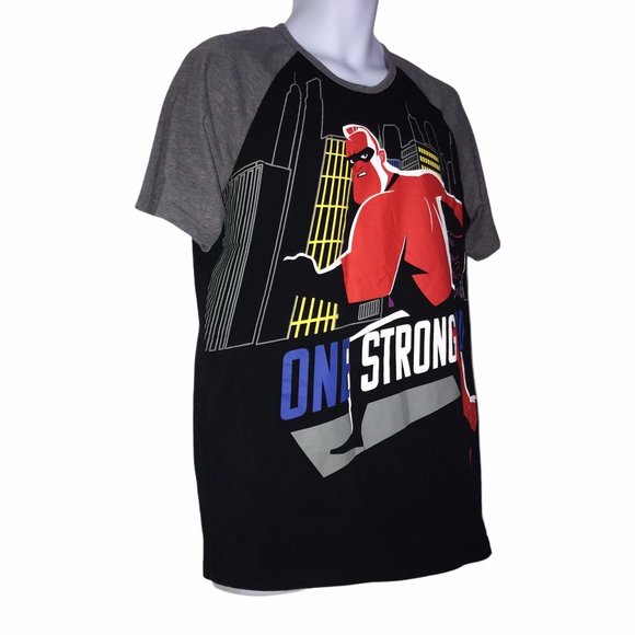 Walt Disney Store China The Incredibles Dad Tee L - Picture 4 of 9